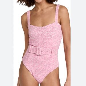 DEVON WINDSOR
Ayla One Piece Swimsuit In Bubblegum